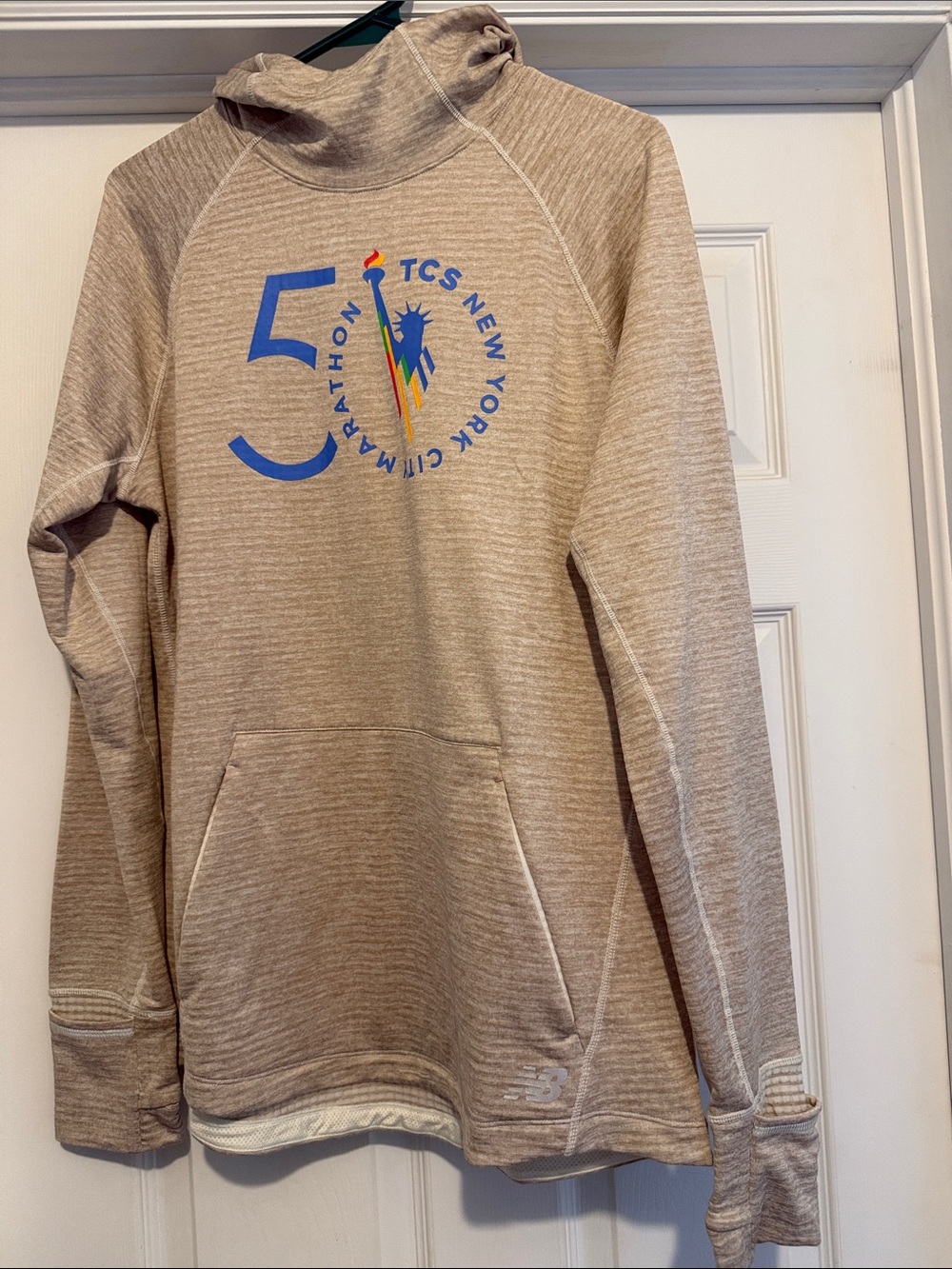 New Balance New York City Marathon running light weight hoodie new with tags